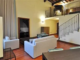Hotel Castello Visconteo Cassano dʼAdda