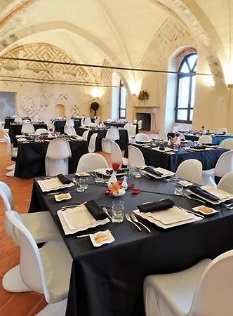 Hotel Castello Visconteo 4*