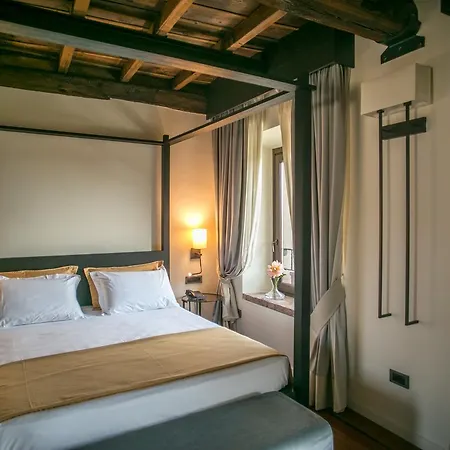 Hotel Castello Visconteo 4*