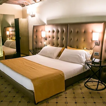 Hotel Castello Visconteo 4*