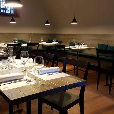 Hotel Castello Visconteo Cassano dʼAdda