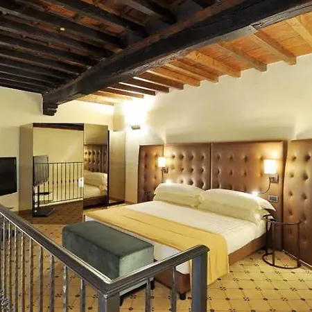 Castello Visconteo 4* Cassano dʼAdda