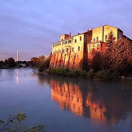 Castello Visconteo Hotel 4*