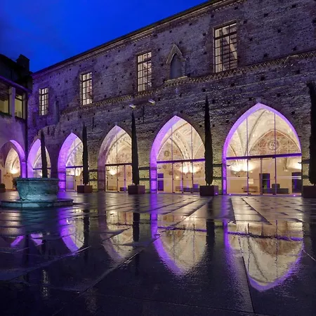 Ξενοδοχείο Castello Visconteo 4*