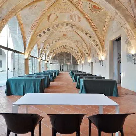 Szálloda Castello Visconteo