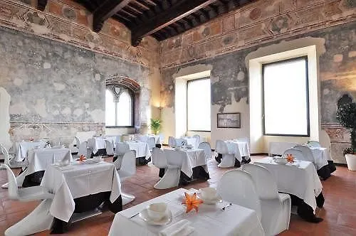 Ξενοδοχείο Castello Visconteo Cassano dʼAdda