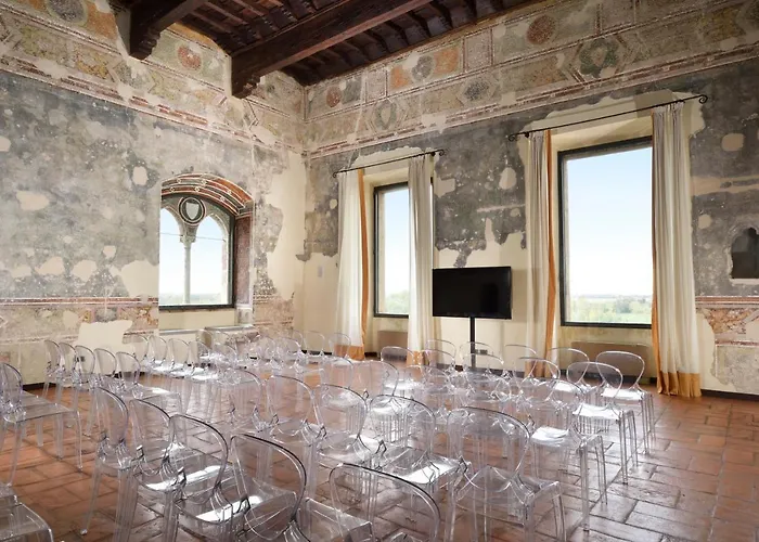 Castello Visconteo Ξενοδοχείο 4*