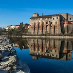Отель Castello Visconteo
